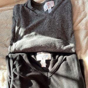 Good night kiss  fleece tops